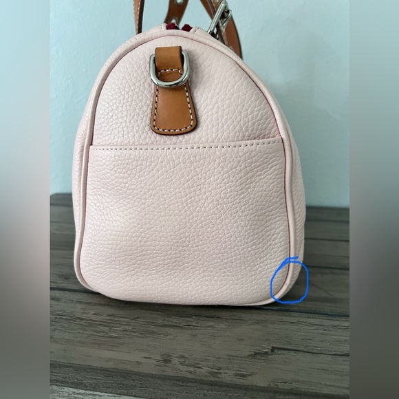 Dooney & Bourke NEW Women’s Blush Pink Pebble Leather Barrel Satchel - Picture 16 of 16